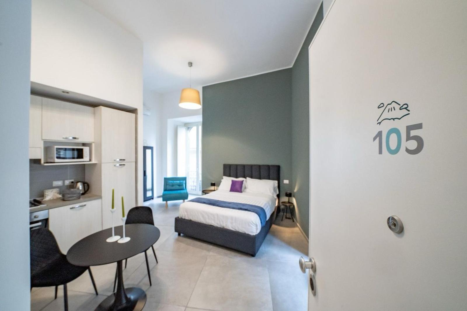 Bovio Boutique Studio Apartment เนเปิลส์ ห้อง รูปภาพ